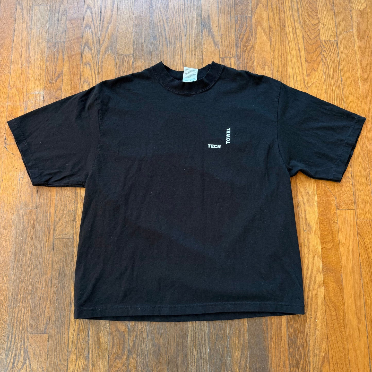 T-Shirt - Black